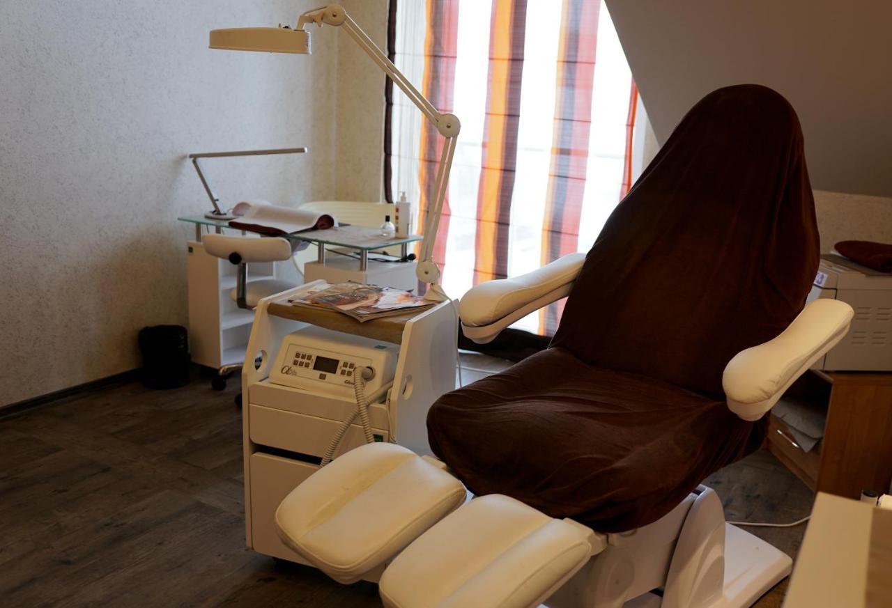 Hotel Olivia Medical Spa Skomielna Czarna 外观 照片