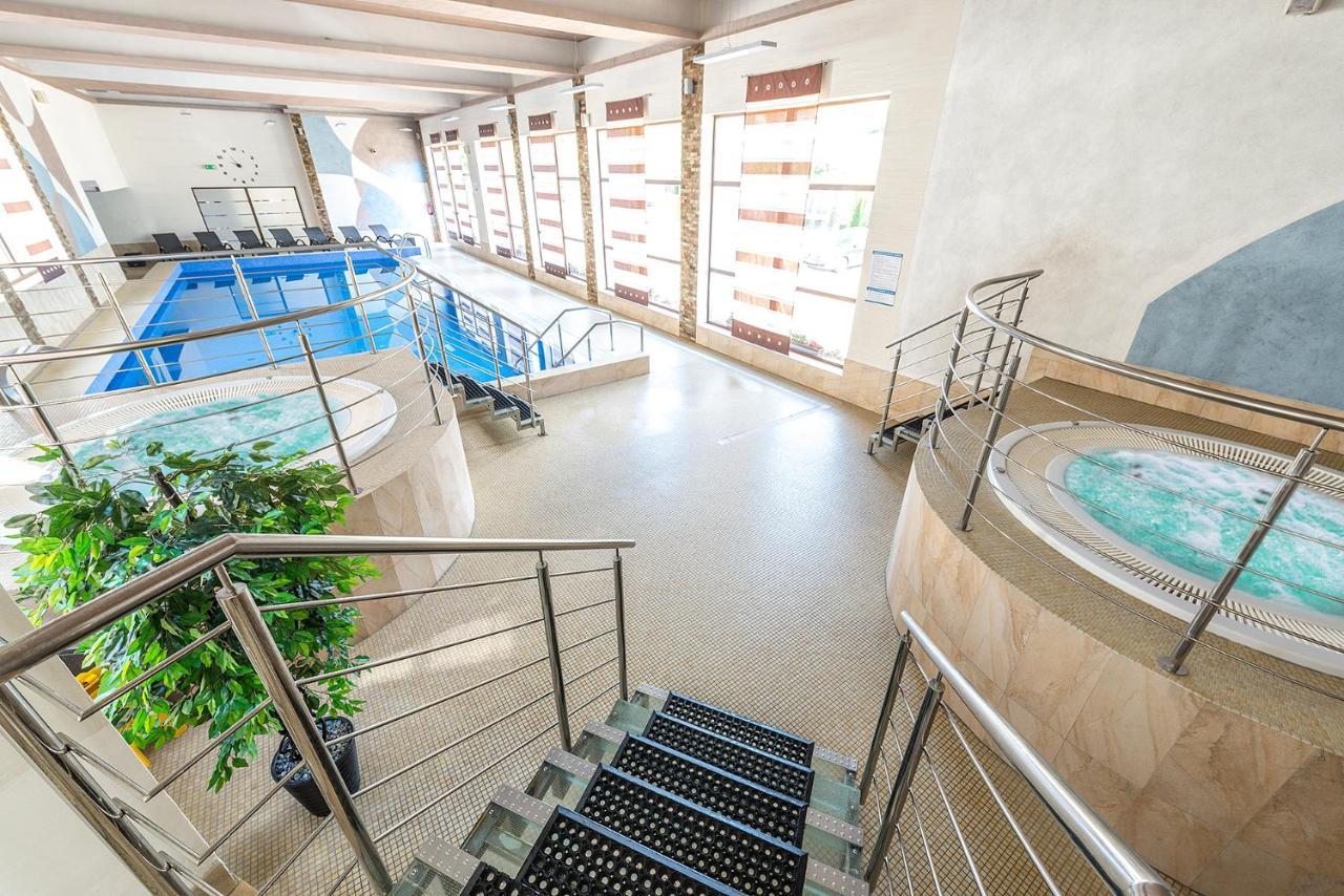 Hotel Olivia Medical Spa Skomielna Czarna 外观 照片
