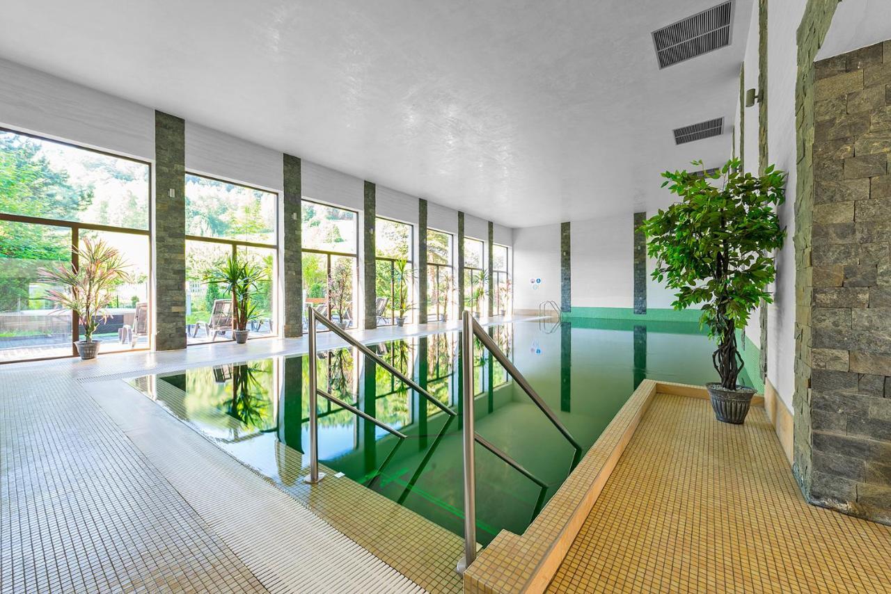 Hotel Olivia Medical Spa Skomielna Czarna 外观 照片