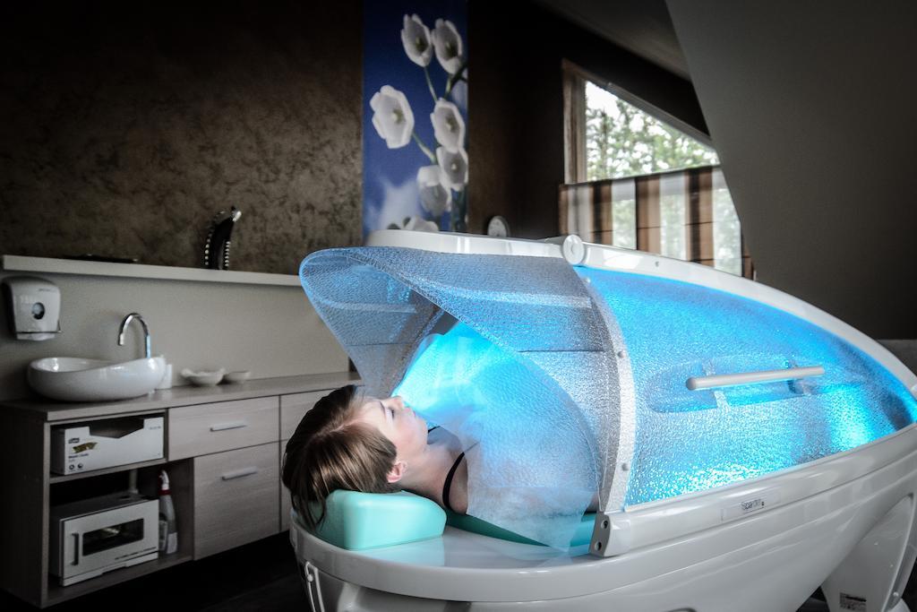 Hotel Olivia Medical Spa Skomielna Czarna 外观 照片